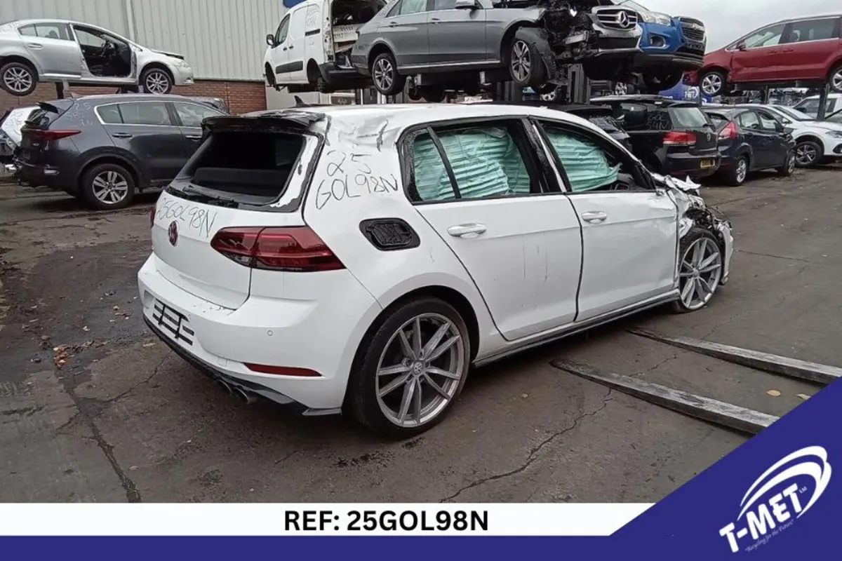 2018 VOLKSWAGEN GOLF BREAKING FOR PARTS - Image 3