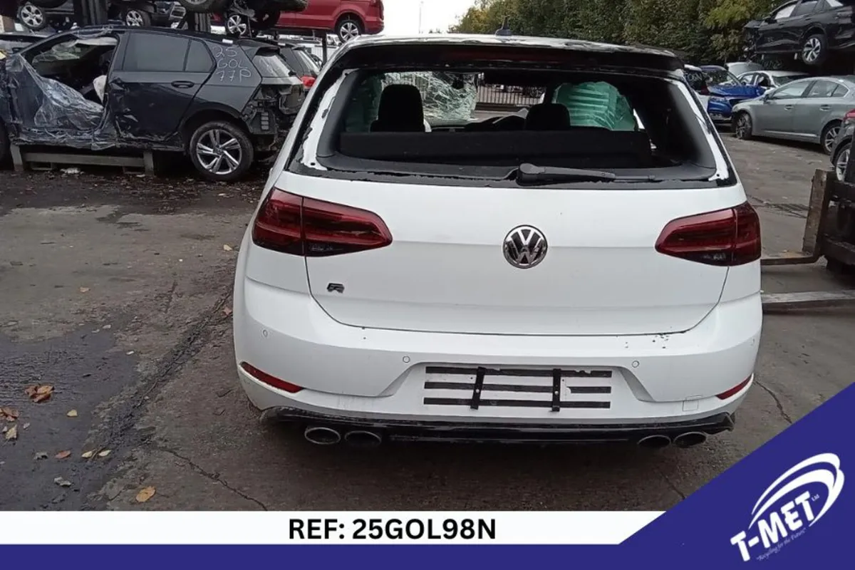 2018 VOLKSWAGEN GOLF BREAKING FOR PARTS - Image 2