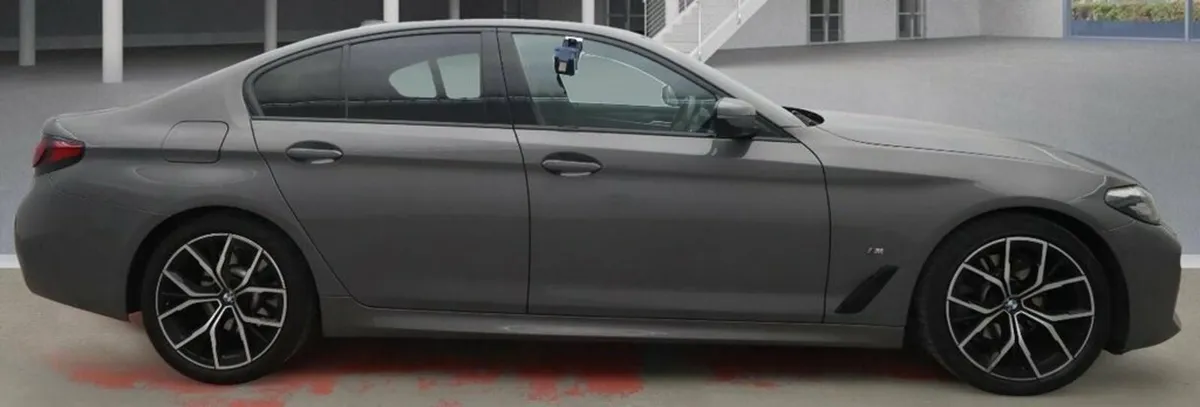 2.0 520d MHT M Sport Saloon 4dr Diesel Hybrid Step - Image 3