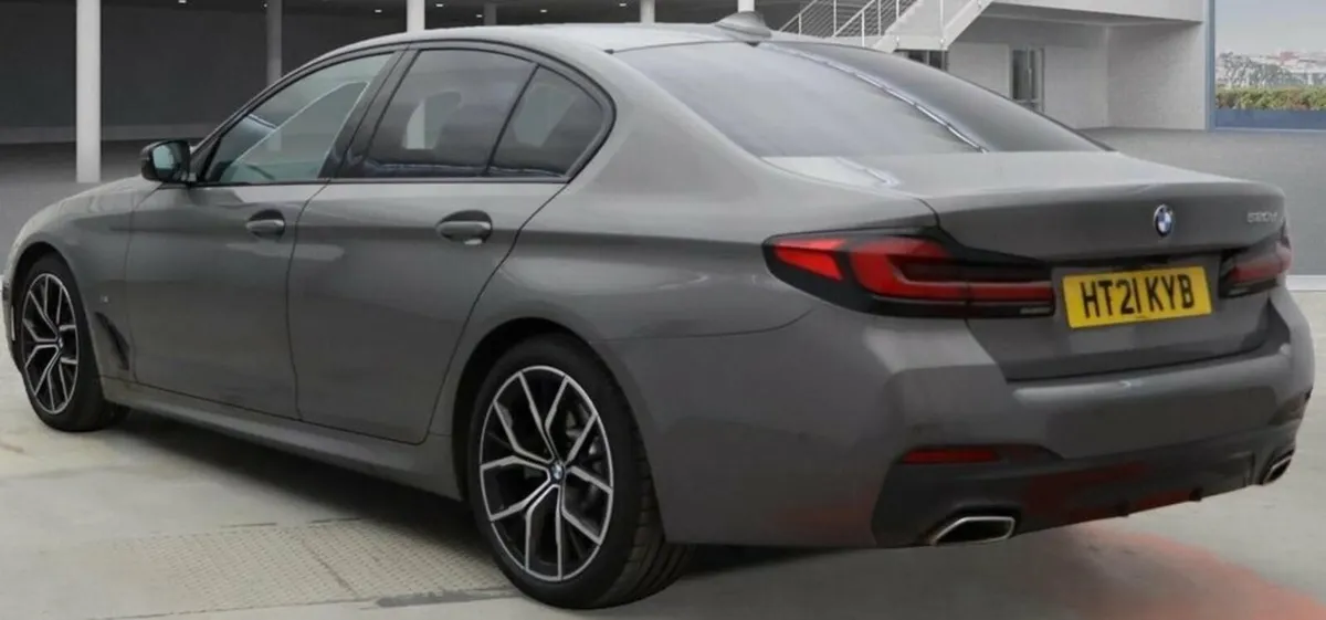 2.0 520d MHT M Sport Saloon 4dr Diesel Hybrid Step - Image 4