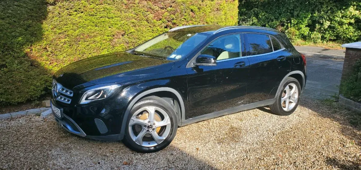 Mercedes Benz GLA180 - Image 2