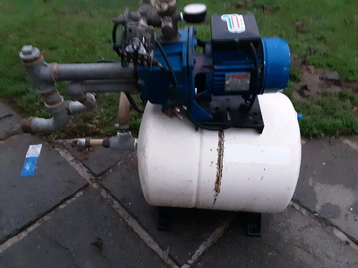 Deep well surface pump - Image 1