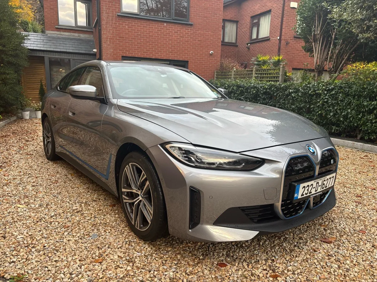 BMW i4 40 SPORT - Image 3