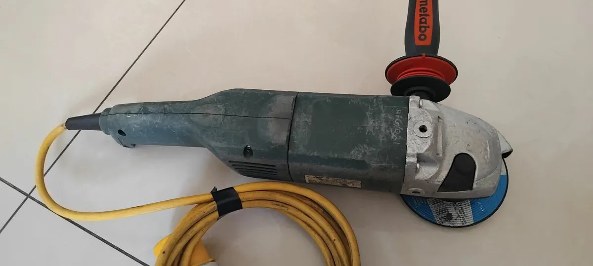 Metabo WA 14-125 Ergo 125mm Grinder 110v - Image 2