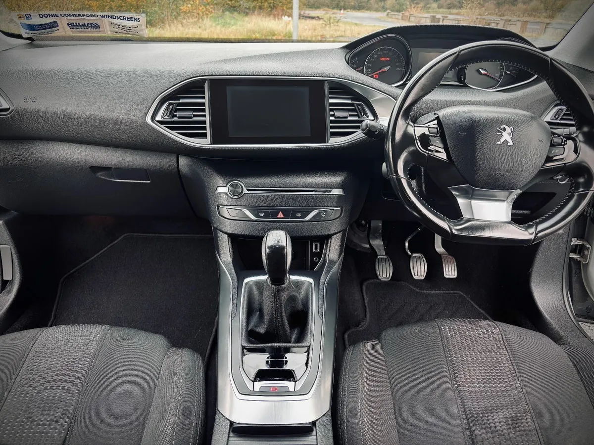 Peugeot 308 2016 - Image 3