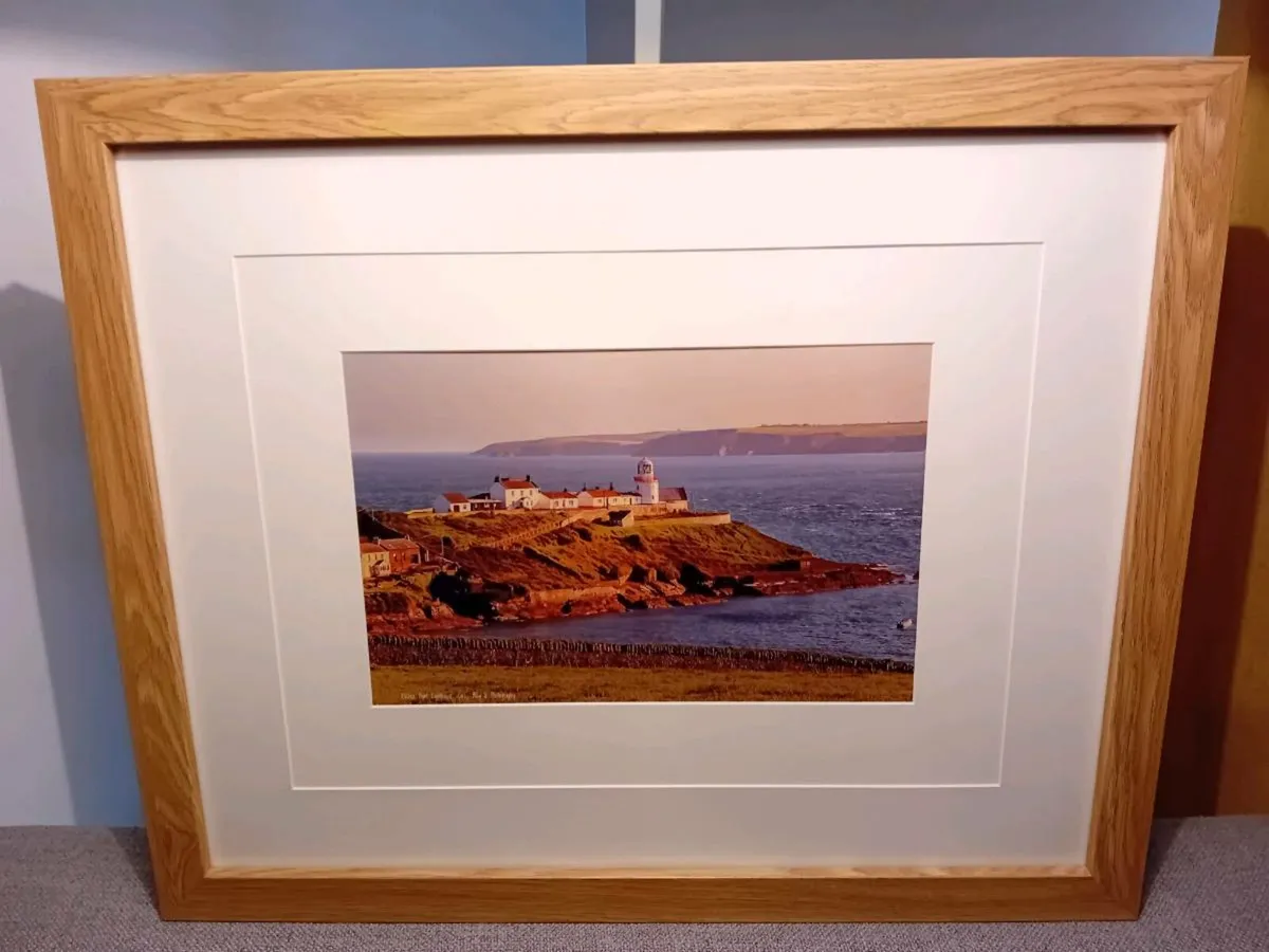 Roches Point Lighthouse - Image 1