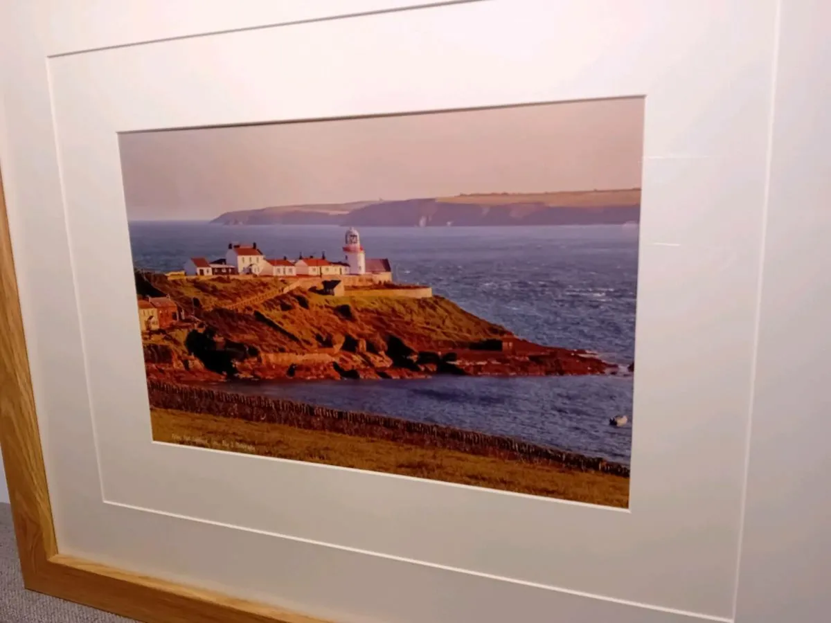 Roches Point Lighthouse - Image 2