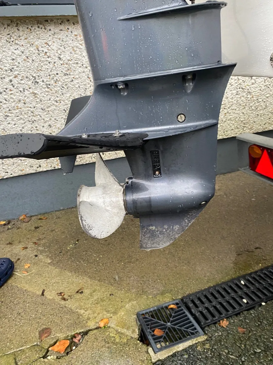 Yamaha F15 long shaft 2018 - Image 3