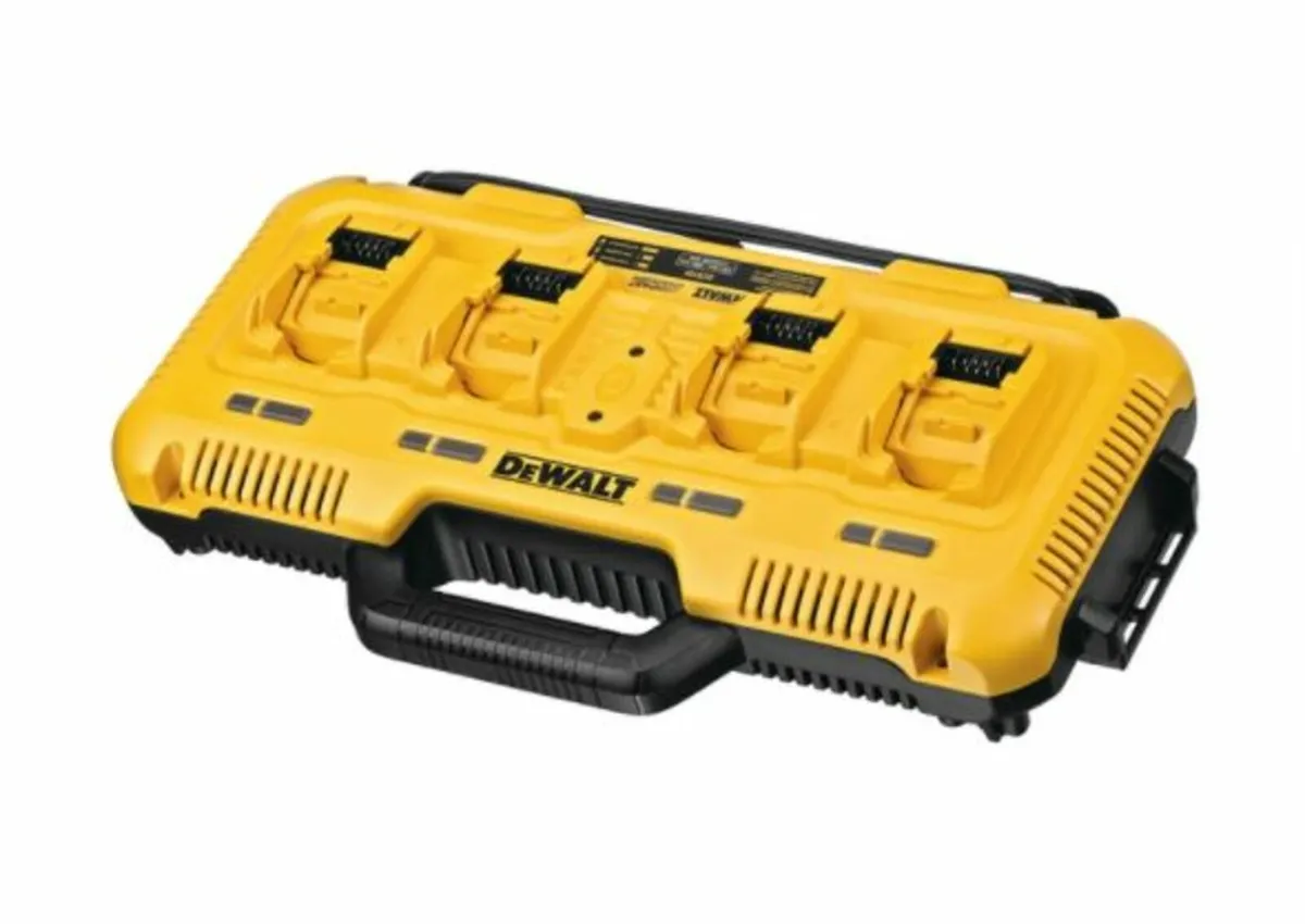 Dewalt Dcb104 18v 240v Xr 4 Port Fast Charger - Image 2