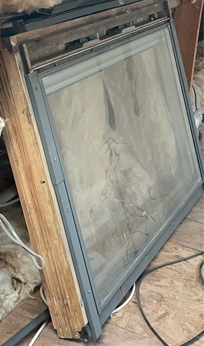 Velux window - Image 2