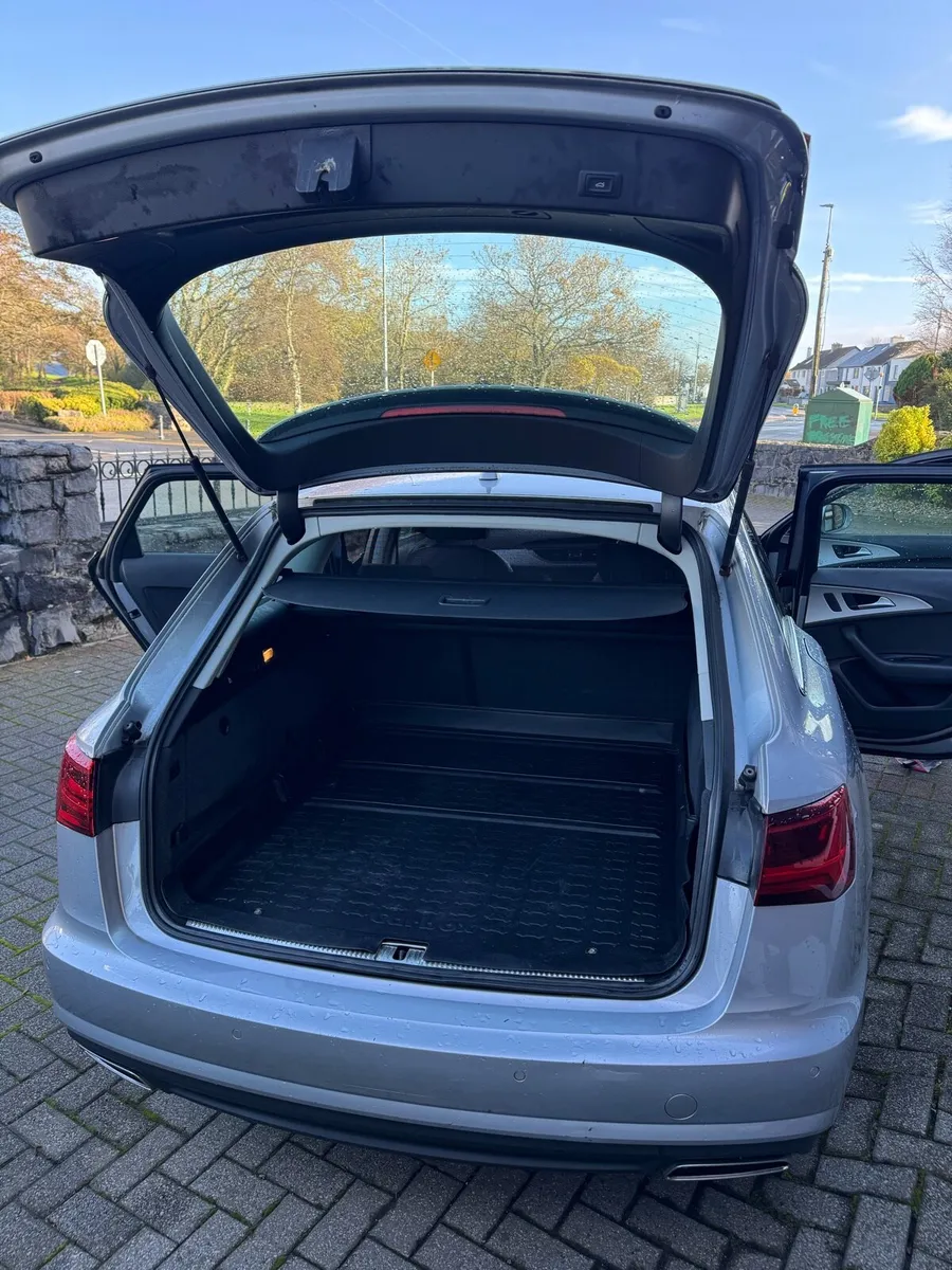 Audi A6 Avant SE Ultra - Image 2