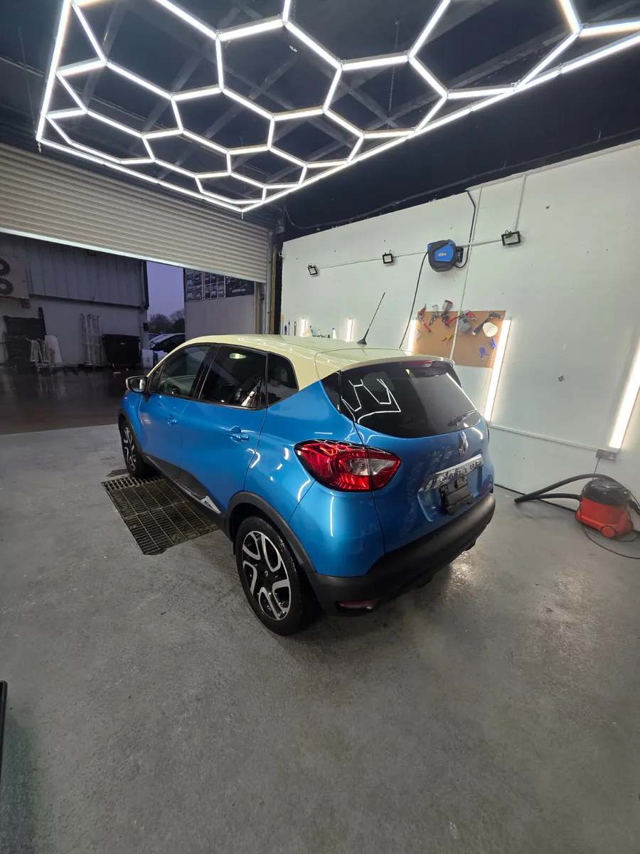 Only 29 000 km  2015 Renault Captur - Image 4