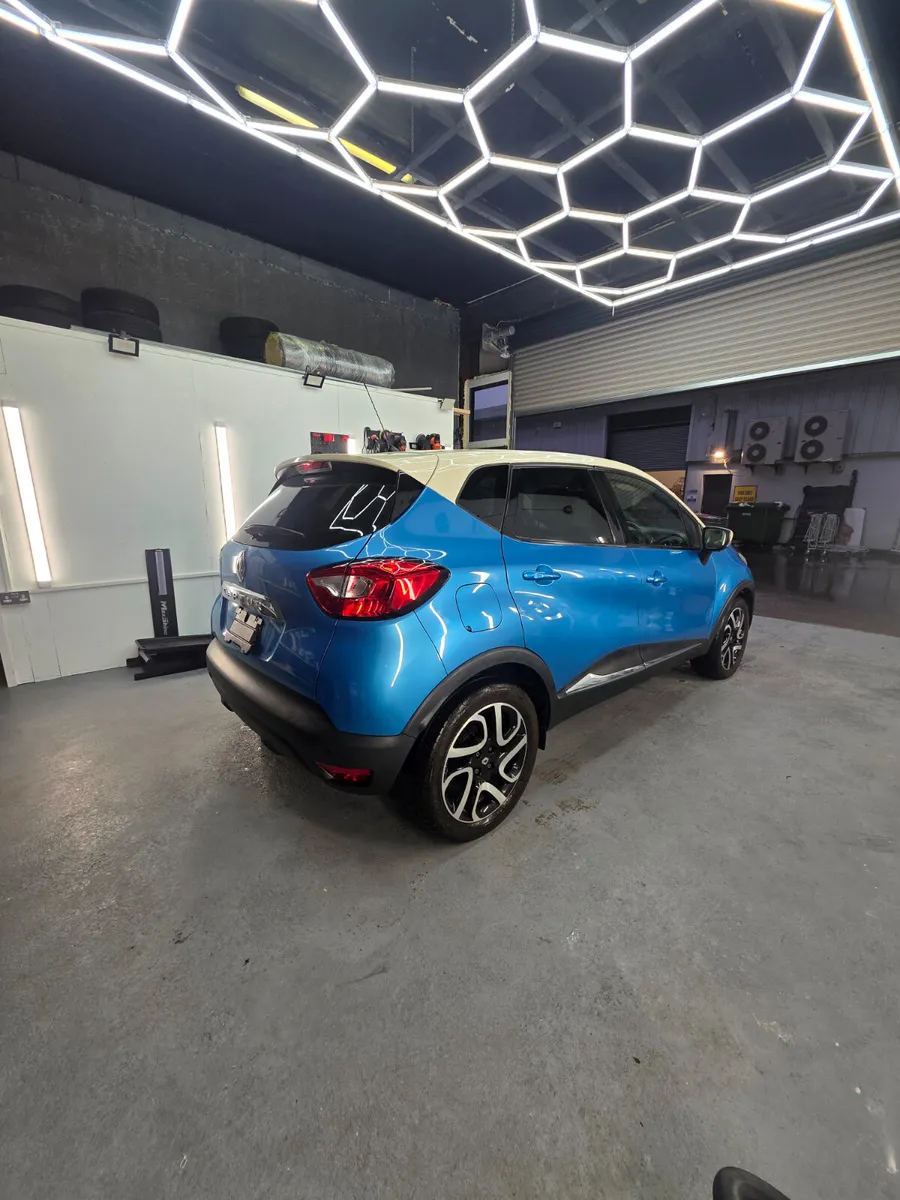 Only 29 000 km  2015 Renault Captur - Image 3
