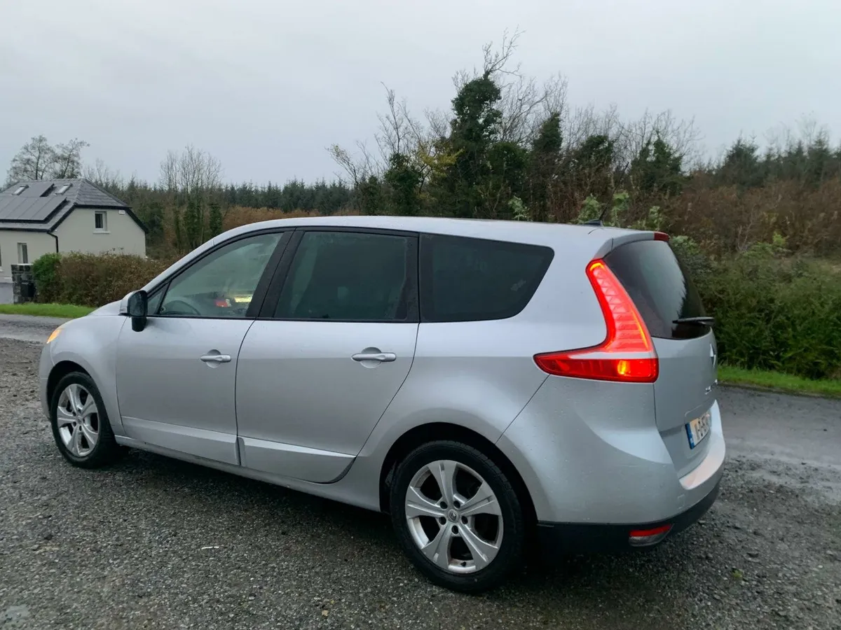 Renault Grand Scenic
2011
1.5 diesel
Tom Tom editi - Image 2