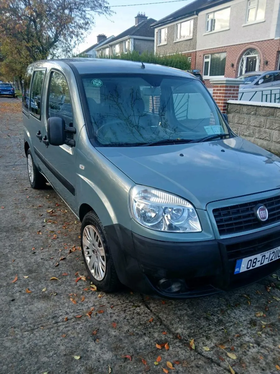 Wheelchair Car - Image 1