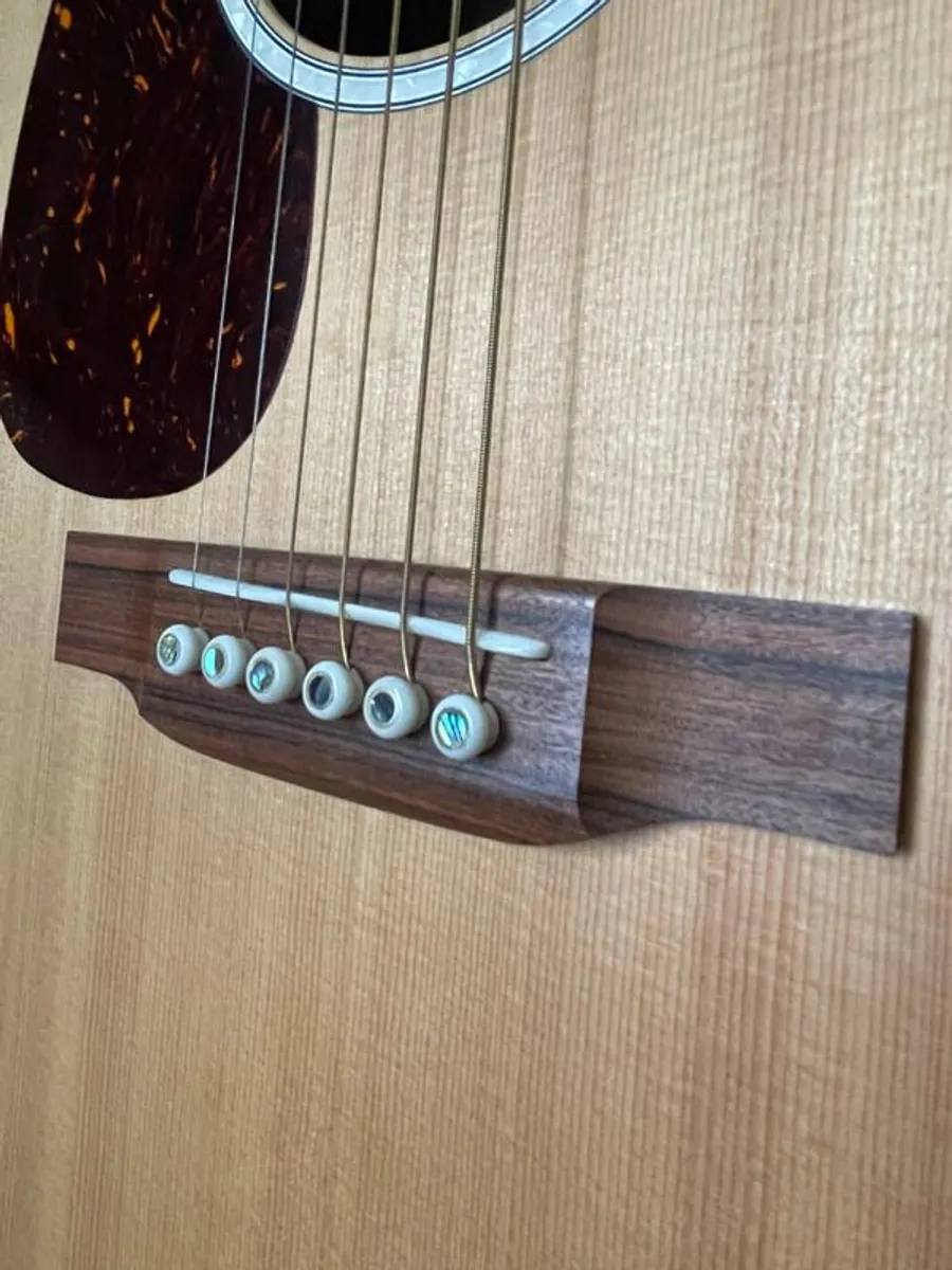 Martin Electric/Acoustic Left Handed - Image 4