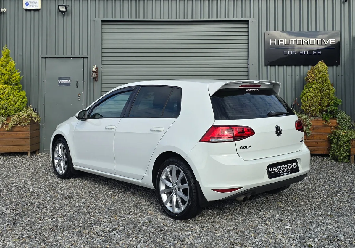 2013 VOLKSWAGEN GOLF TSI HIGHLINE AUTO LOW KMS - Image 3
