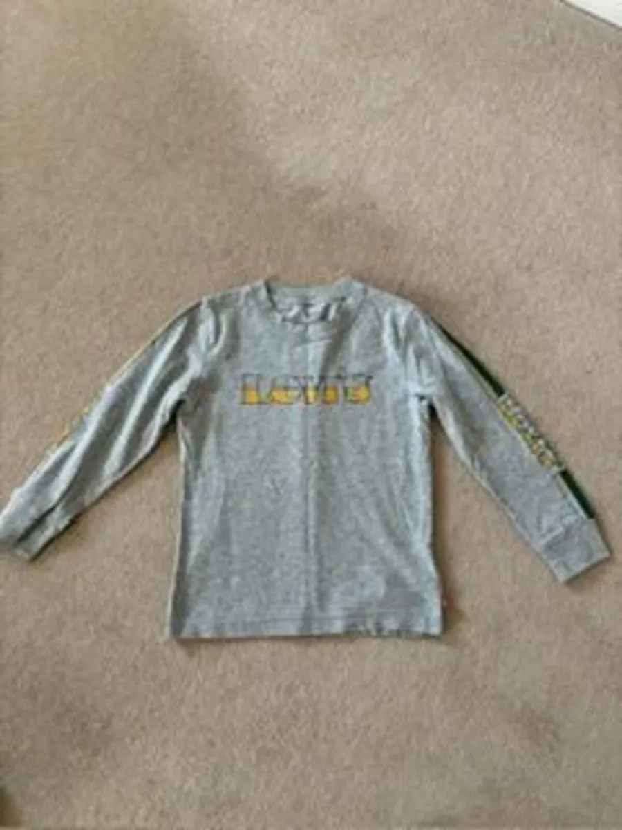 Levis Grey Long sleeve top age 7-8 - Image 1