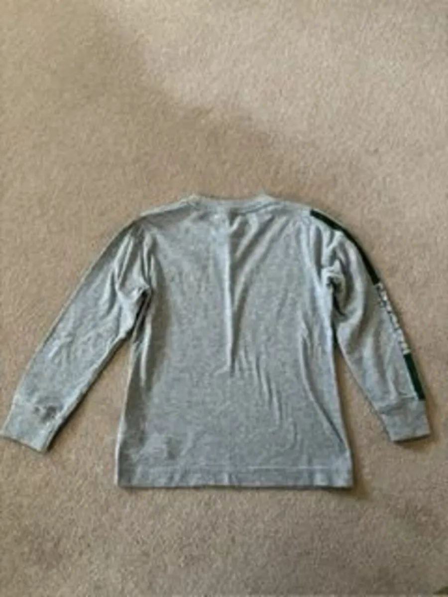 Levis Grey Long sleeve top age 7-8 - Image 2