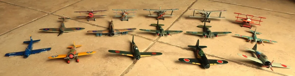 Collection of 15 Metal Alloy Toy Aircraft - Image 2