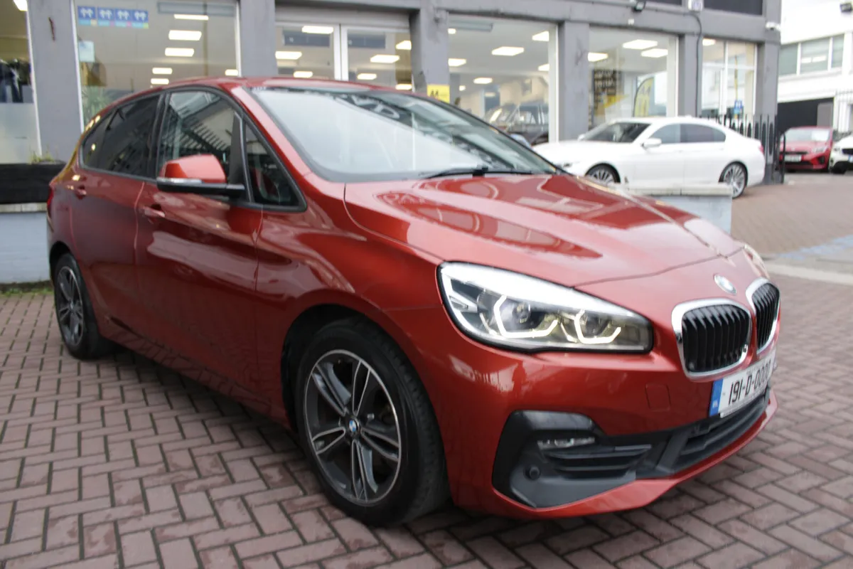 218D ACTIVE TOURER SPORT 5DR ESTATE AUTOMATIC // S - Image 2