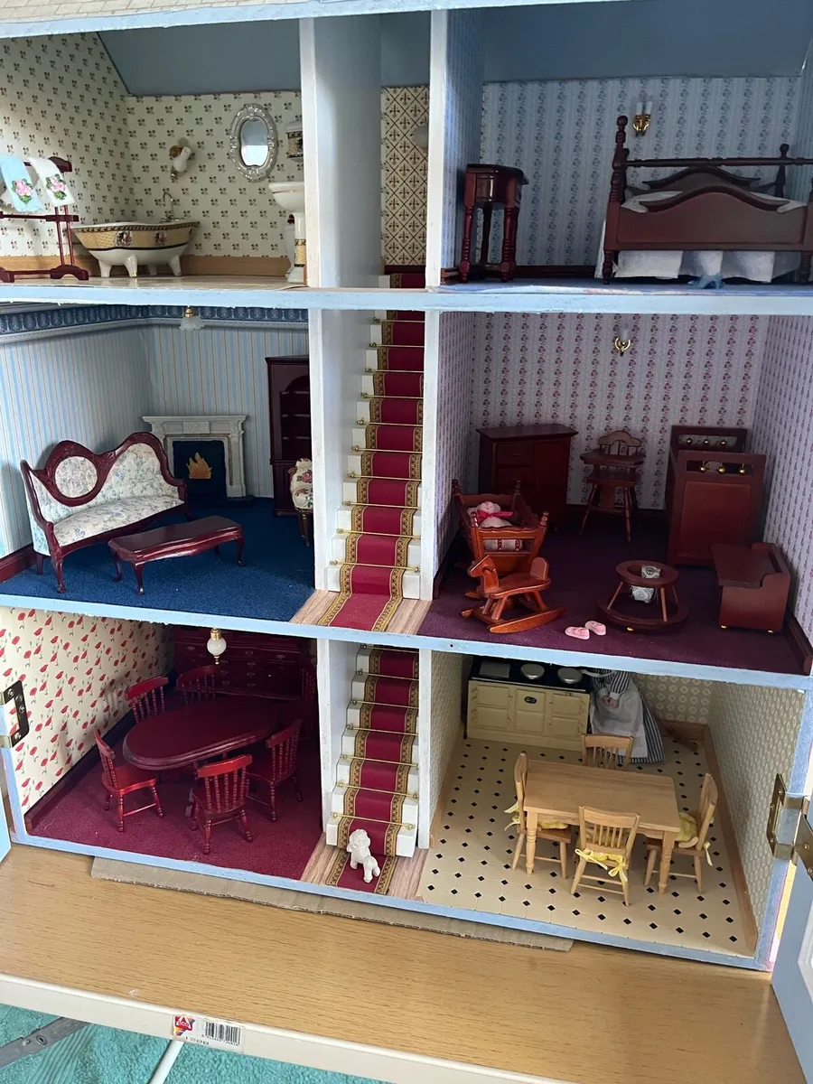 Dolls House - Image 3