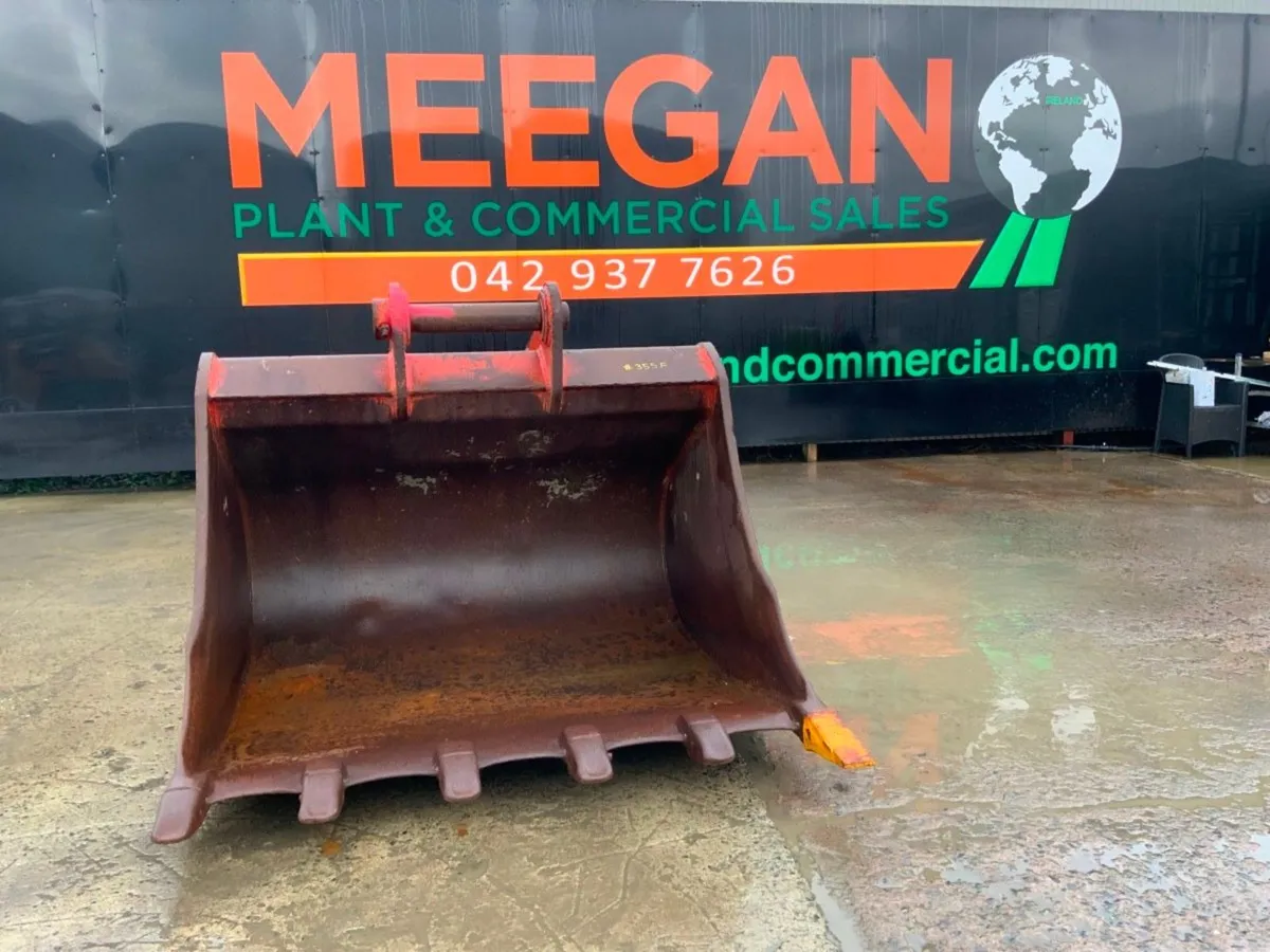 60" DIGGING BUCKET...........90mm PINS.......355f. - Image 1