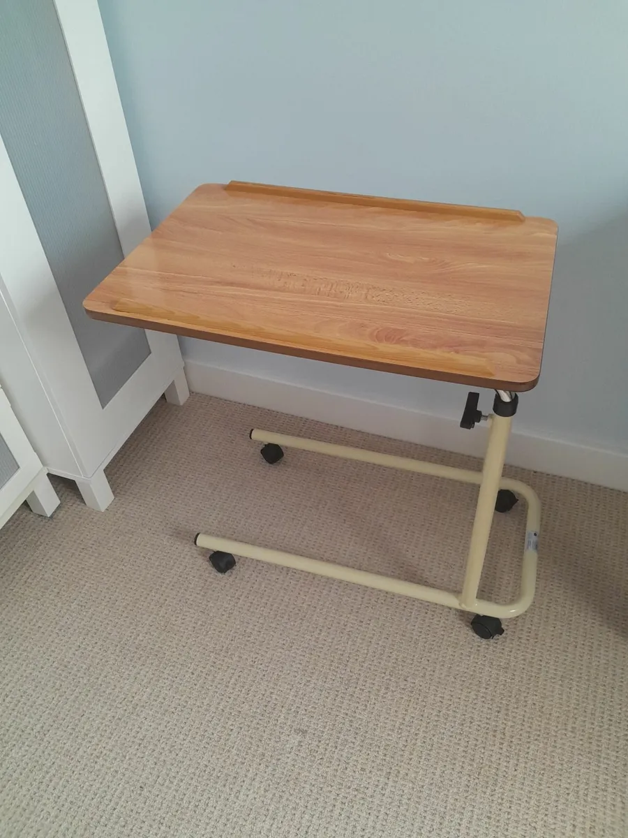 Overbed table