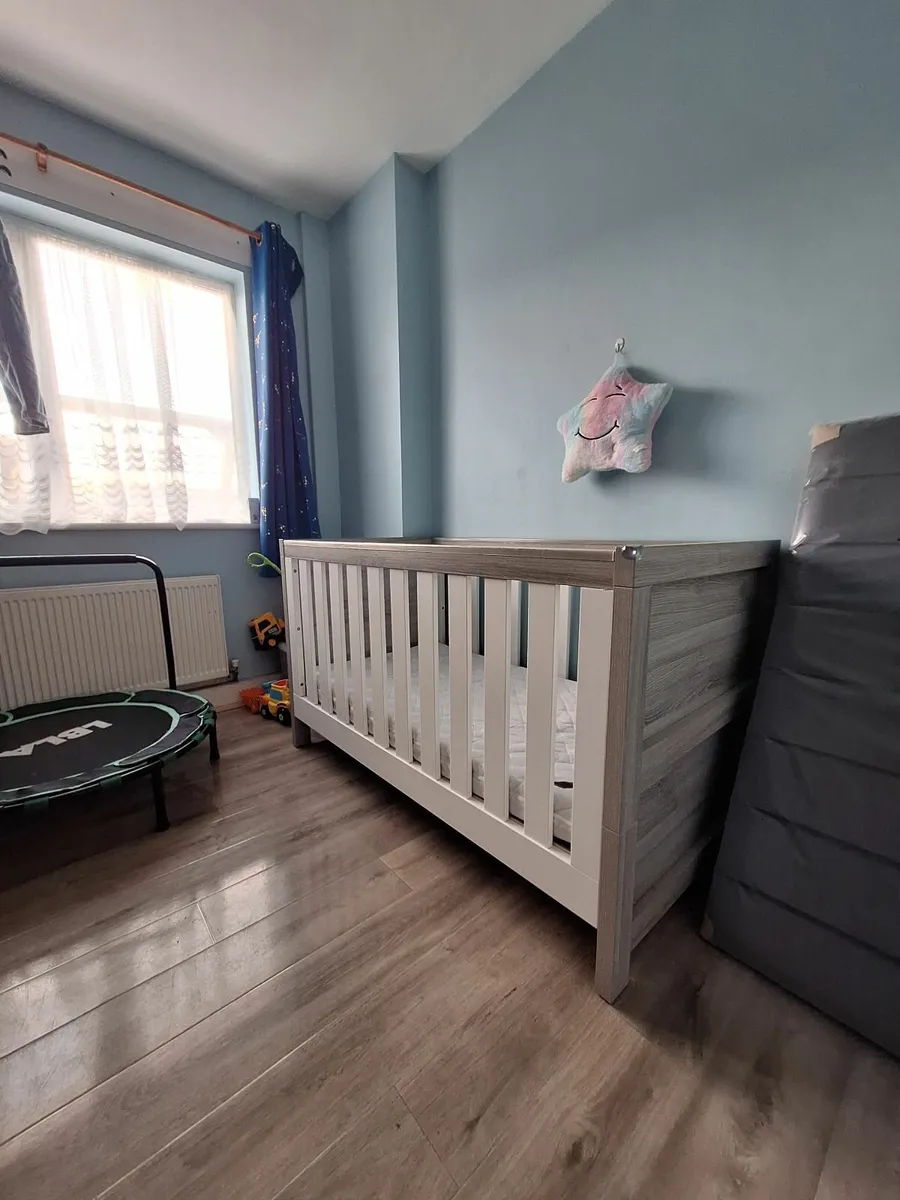 Tutti bambini modena 3 in1 cot bed - Image 4