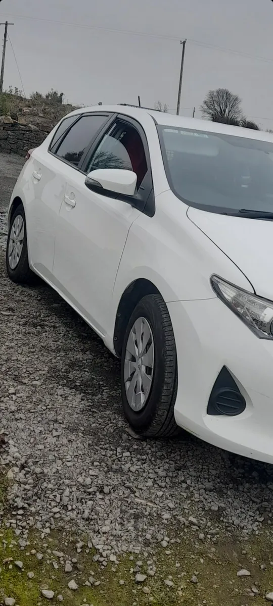 Toyota auris  for sale - Image 3