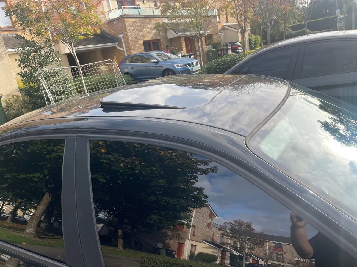 BMW 3-Series 2002 - Image 4