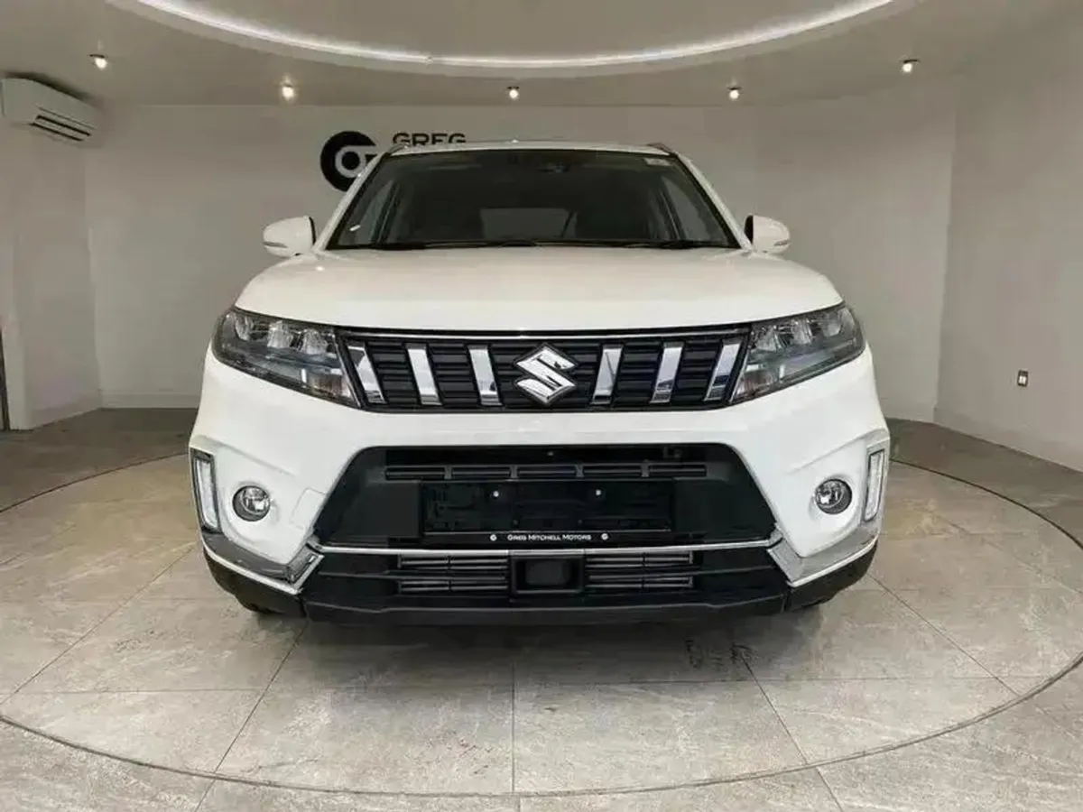 Suzuki Vitara 1.4 Boosterjet 48V Hybrid SZ5 5dr - Image 2