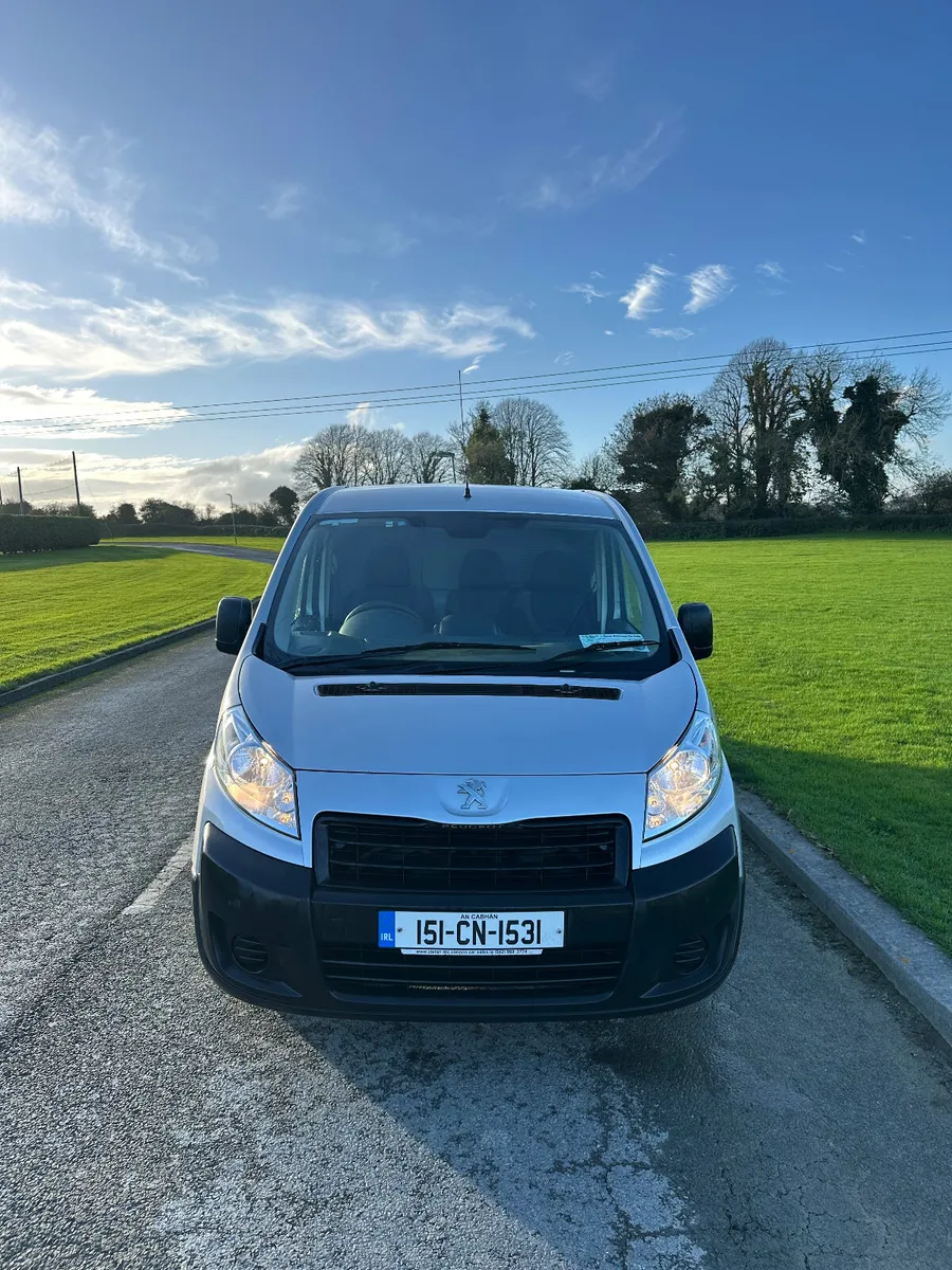 Peugeot Expert 2015 DOE 04/26 - Image 2