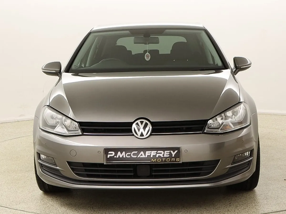 2016 Volkswagen Golf 1.6 TDI Match Edition 110 BHP - Image 2