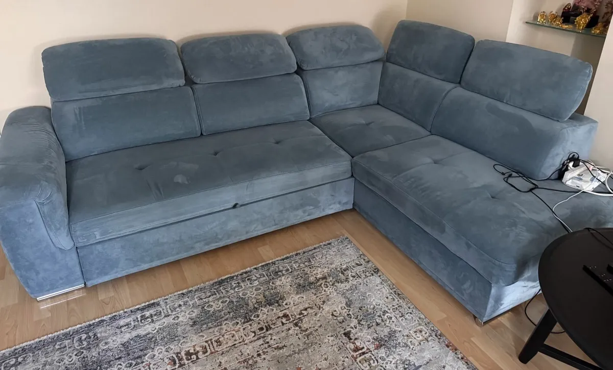 Corner sofa bed