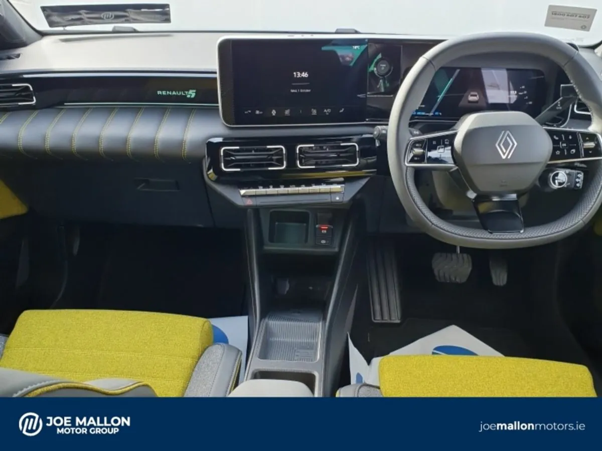 Renault 5 E-Tech EV52kw 150hp Iconic - Image 4