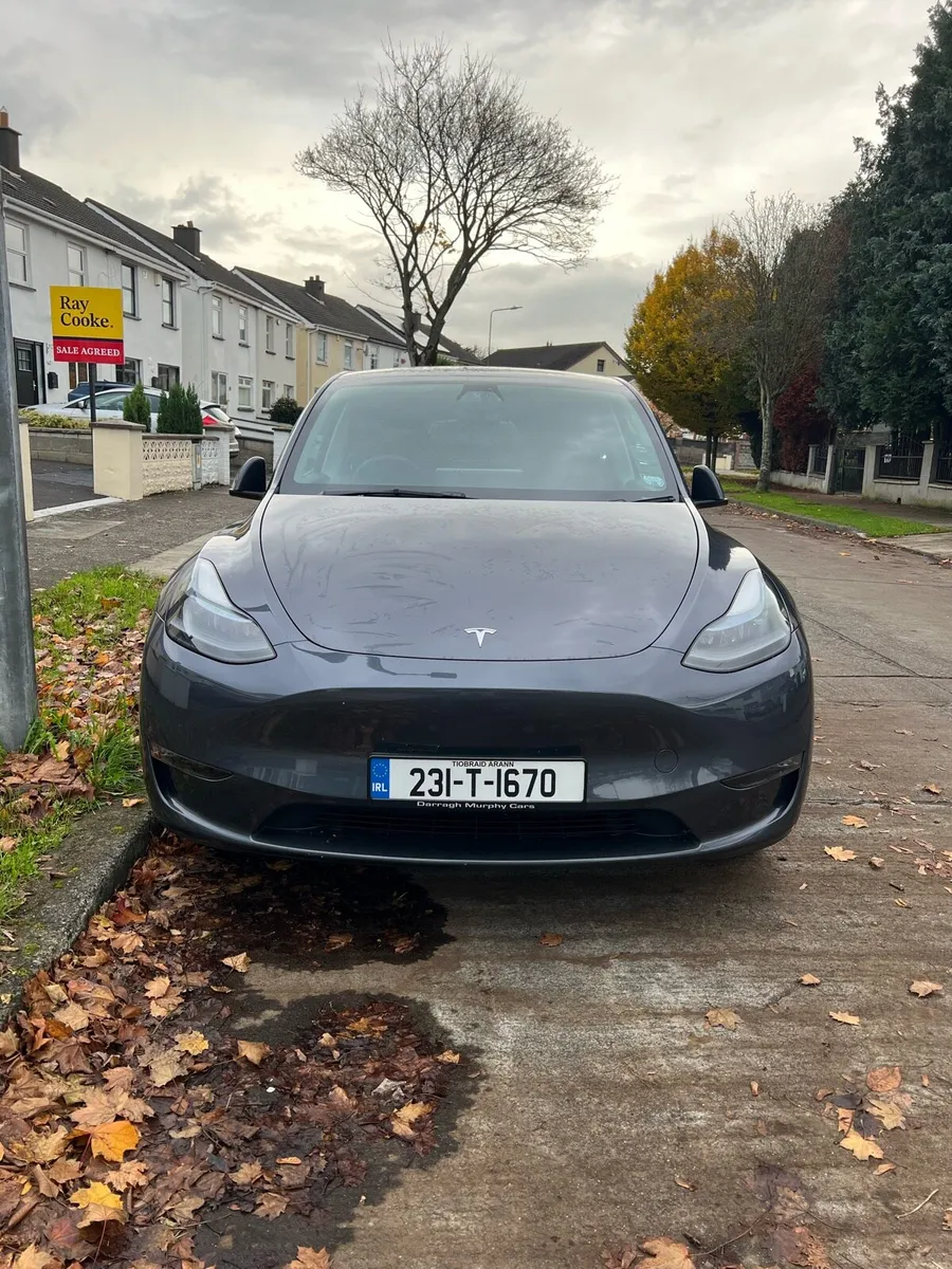 Tesla Model Y 2023 Dual-motor Long-Range AWD - Image 1