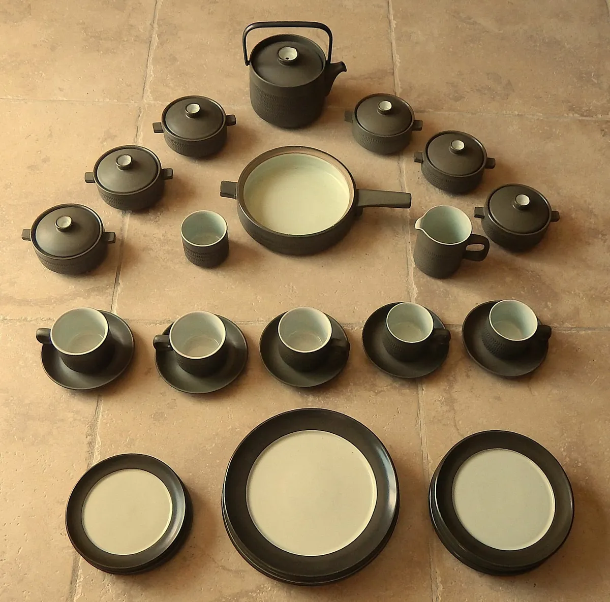 38 Pieces Vintage Denby Camelot Chevon Earthenware - Image 2