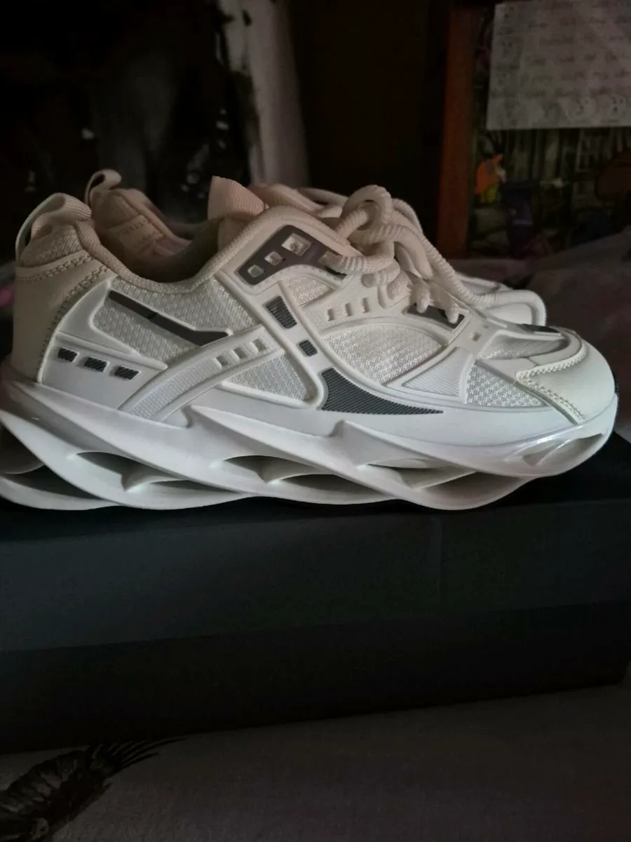 NEW TRAINERS - Image 1