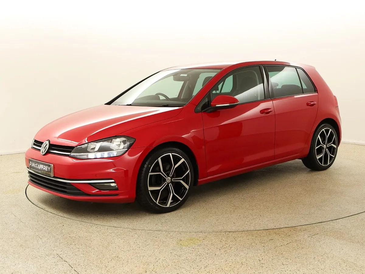 2017 VOLKSWAGEN GOLF 1.6 TDI GT 115 BHP - Image 3