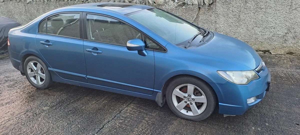 Honda Civic 2006 1.8 I-VTEC 6 Speed Saloon - Image 1
