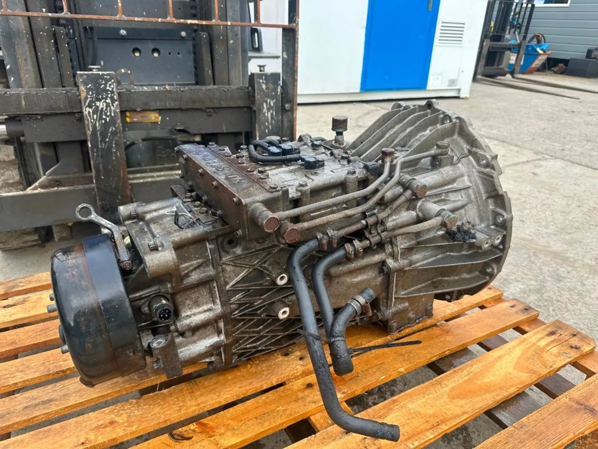 2016 MITSUBISHI CANTER AUTO GEARBOX - Image 2