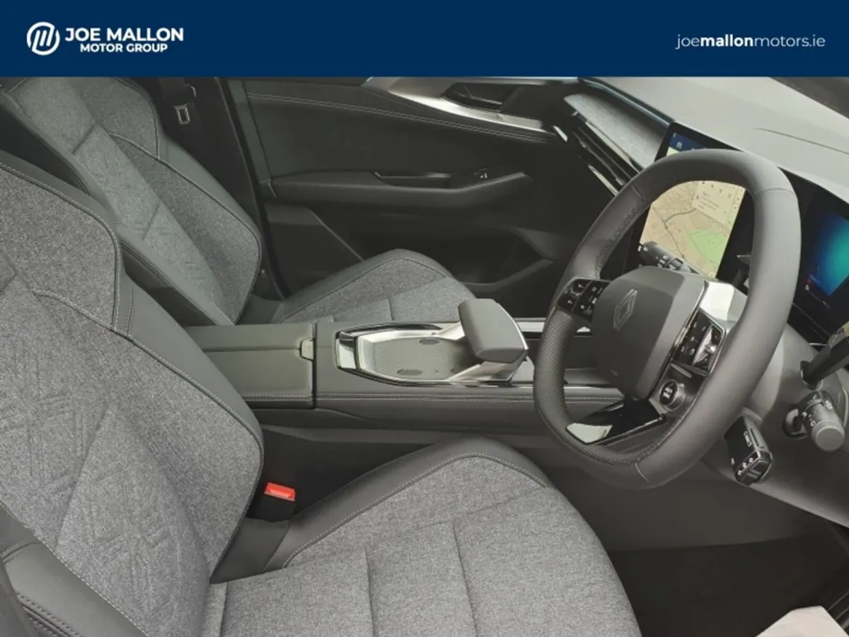 Renault Austral Techno E Tech Hybrid 200hp (261) - Image 2
