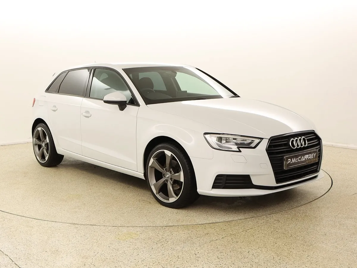 2018 Audi A3 1.6 TDI 116PS SE S-TRONIC AUTO BLACK - Image 1