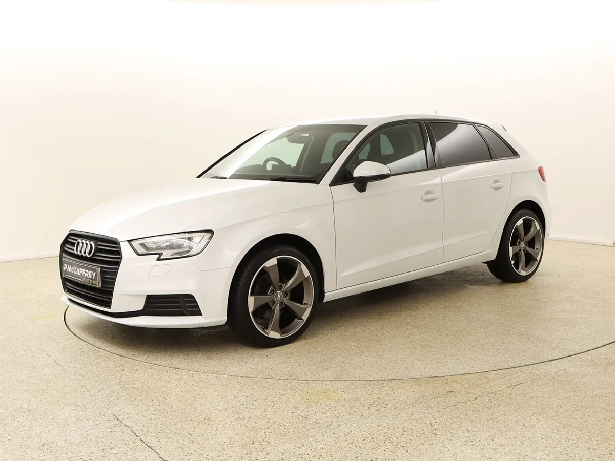 2018 Audi A3 1.6 TDI 116PS SE S-TRONIC AUTO BLACK - Image 3