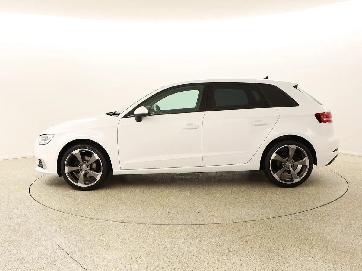2018 Audi A3 1.6 TDI 116PS SPORT BLACK EDITION - Image 4