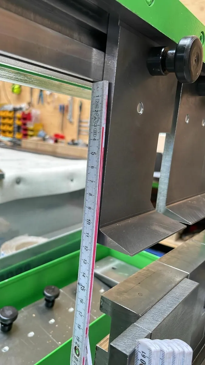 Segmented sheet metal folder 1,25m or 1,4m - Image 4