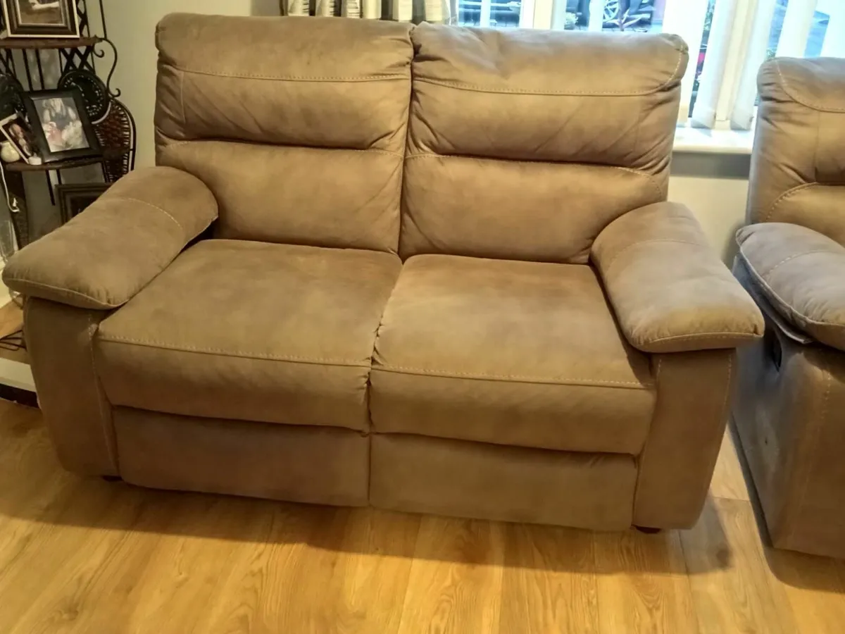 3 and 2 seater couch - Image 3