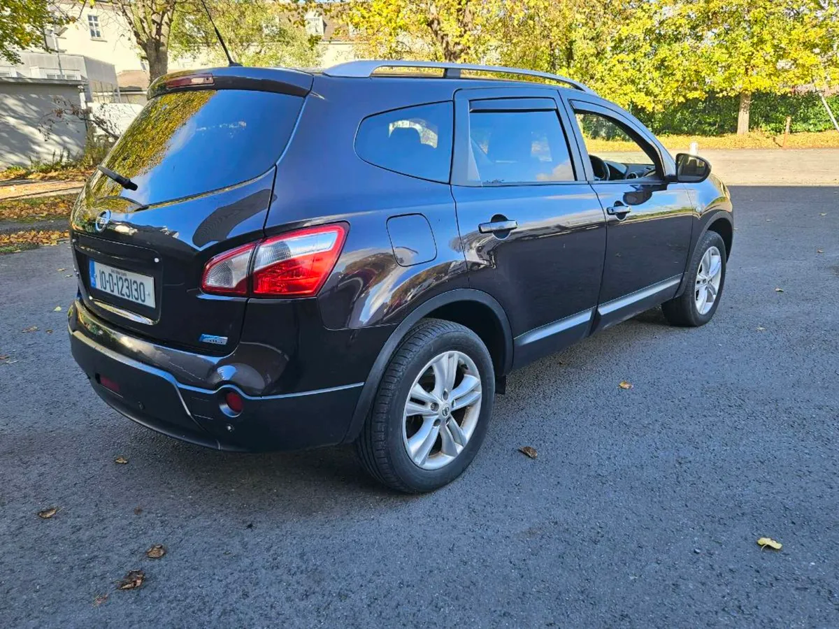 2010 Nissan Qashqai 7 seater - Image 3