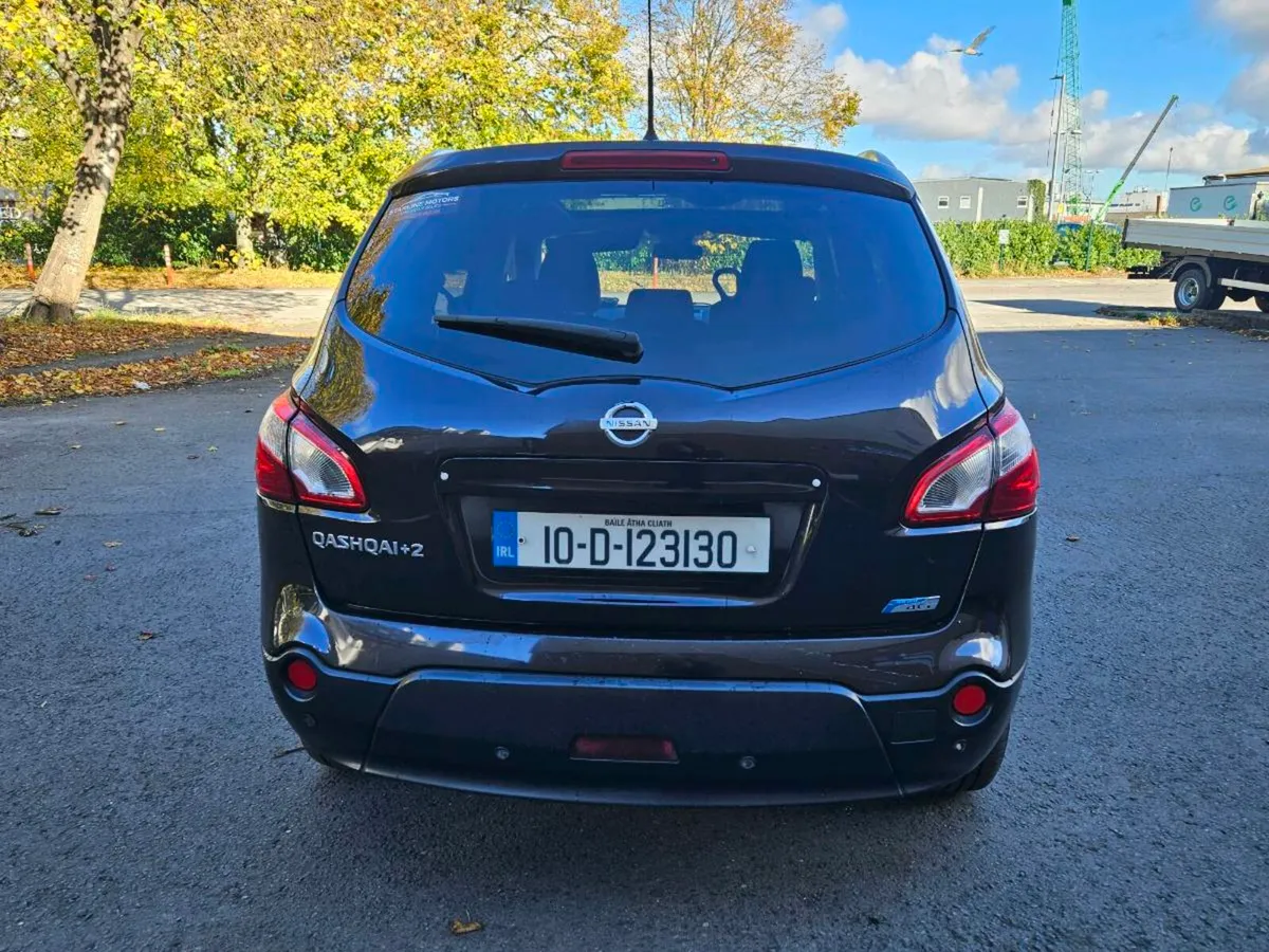 2010 Nissan Qashqai 7 seater - Image 4